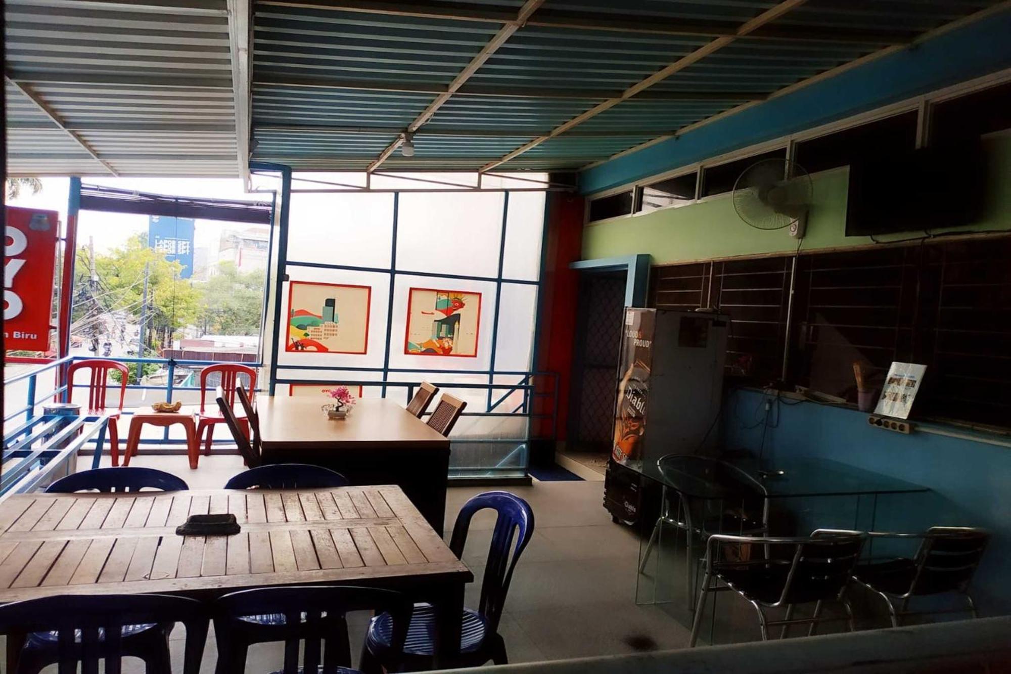 Oyo 478 Balcon Biru Jacarta Exterior foto