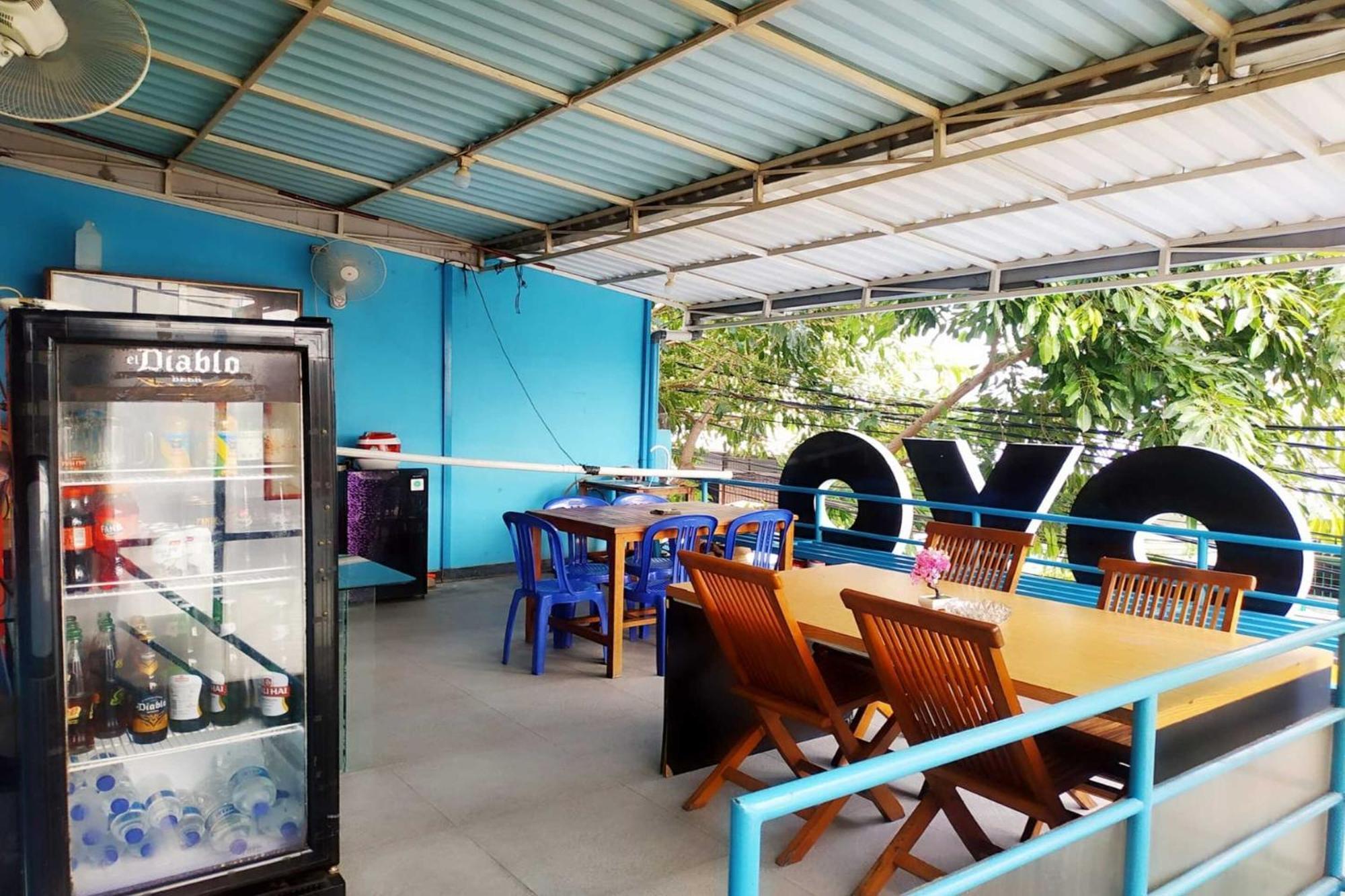 Oyo 478 Balcon Biru Jacarta Exterior foto